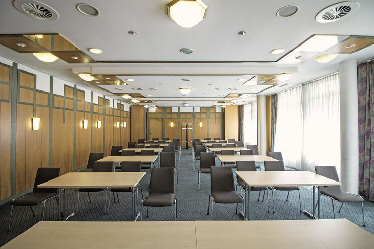 csm_Serways_Hotel_Remscheid-3998_rgb_gold_01_0011341227
